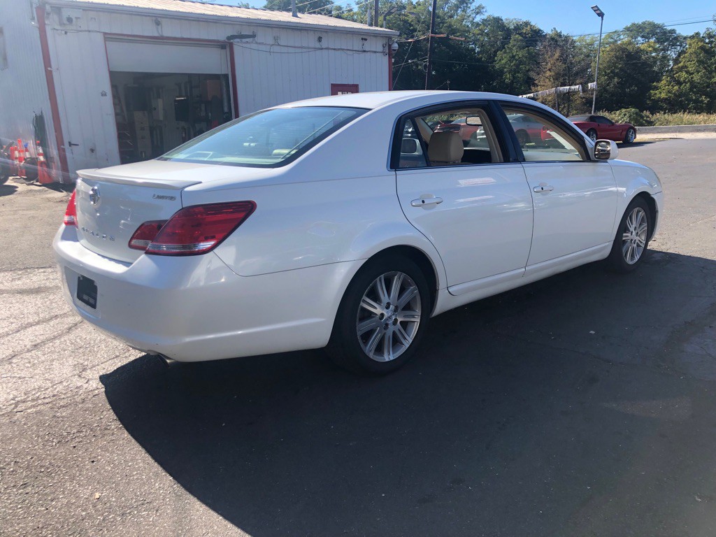 2006 Toyota Avalon Image 7