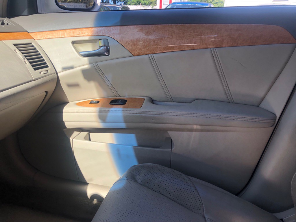 2006 Toyota Avalon Image 30