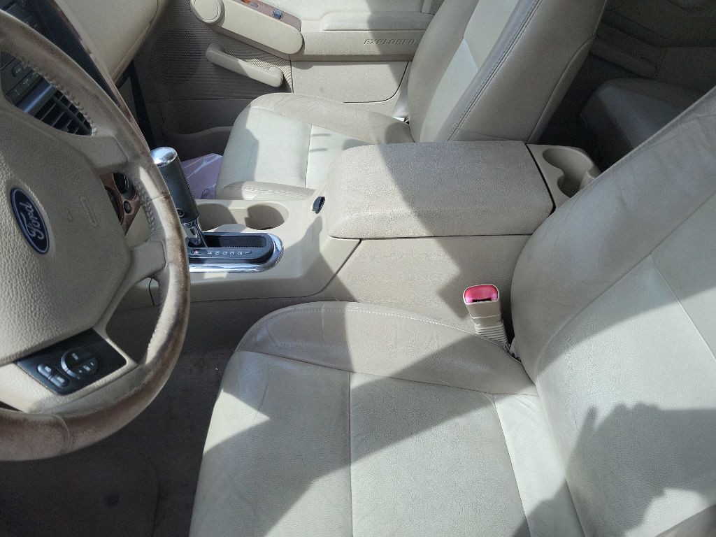 2006 Ford Explorer Image 14