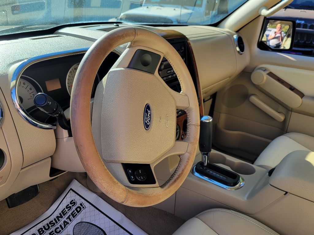 2006 Ford Explorer Image 18