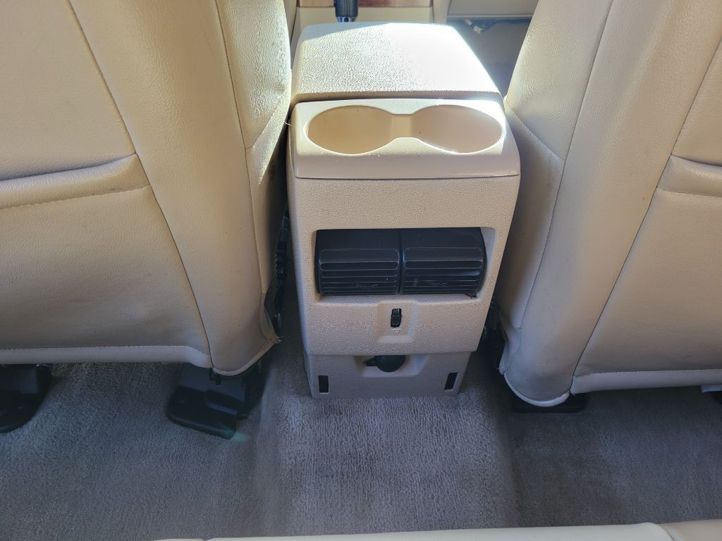 2006 Ford Explorer Image 21