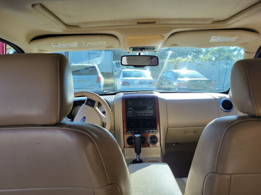 2006 Ford Explorer Image 23