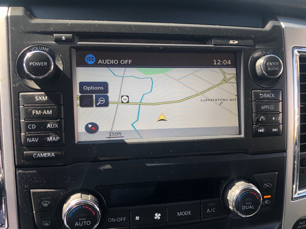 2017 Nissan Titan Image 40