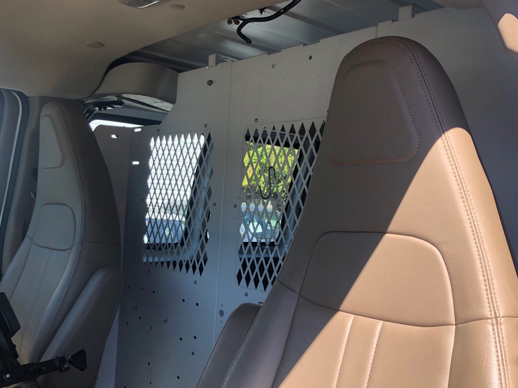 2016 Chevrolet Express Image 11