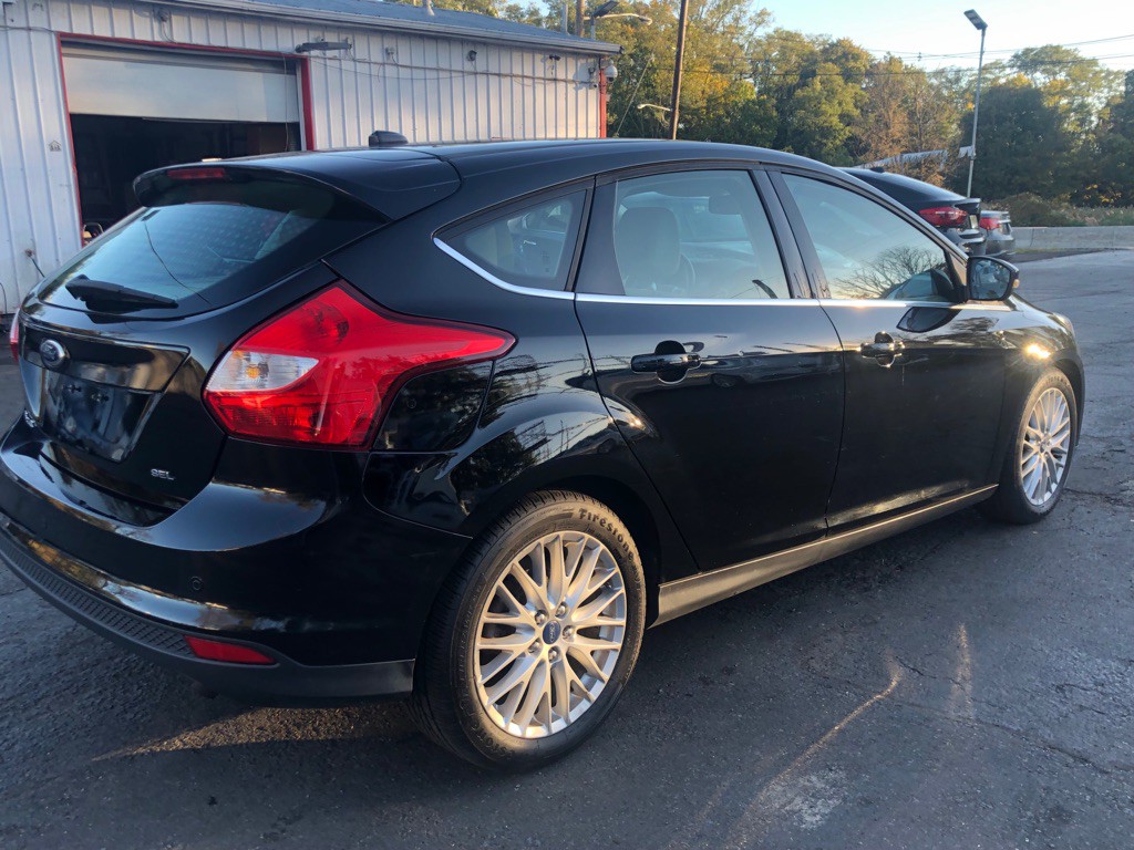 2012 Ford Focus Image 4