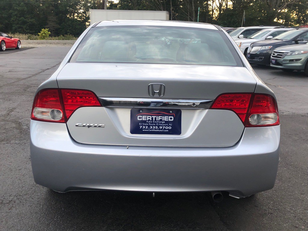 2011 Honda Civic Image 5