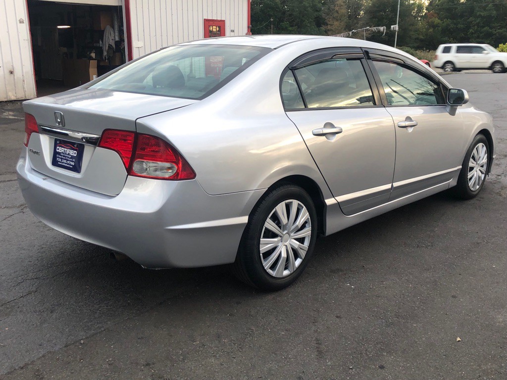 2011 Honda Civic Image 6