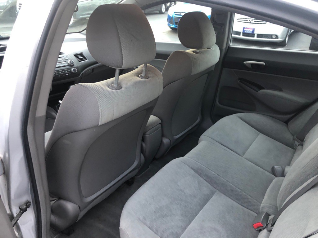 2011 Honda Civic Image 18