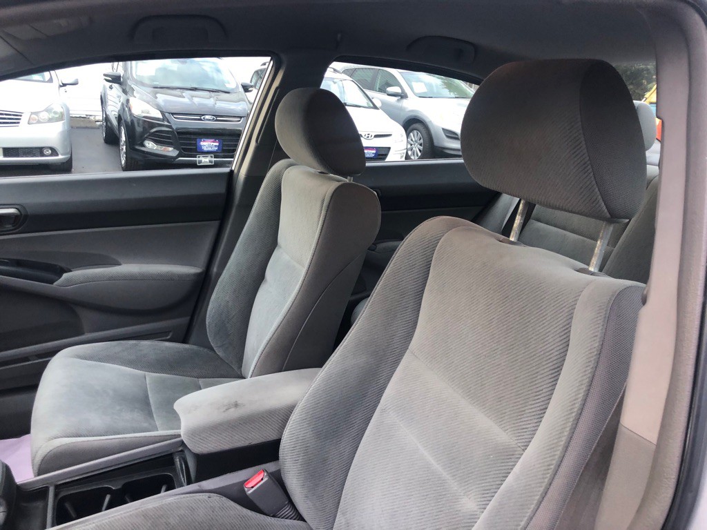 2011 Honda Civic Image 9