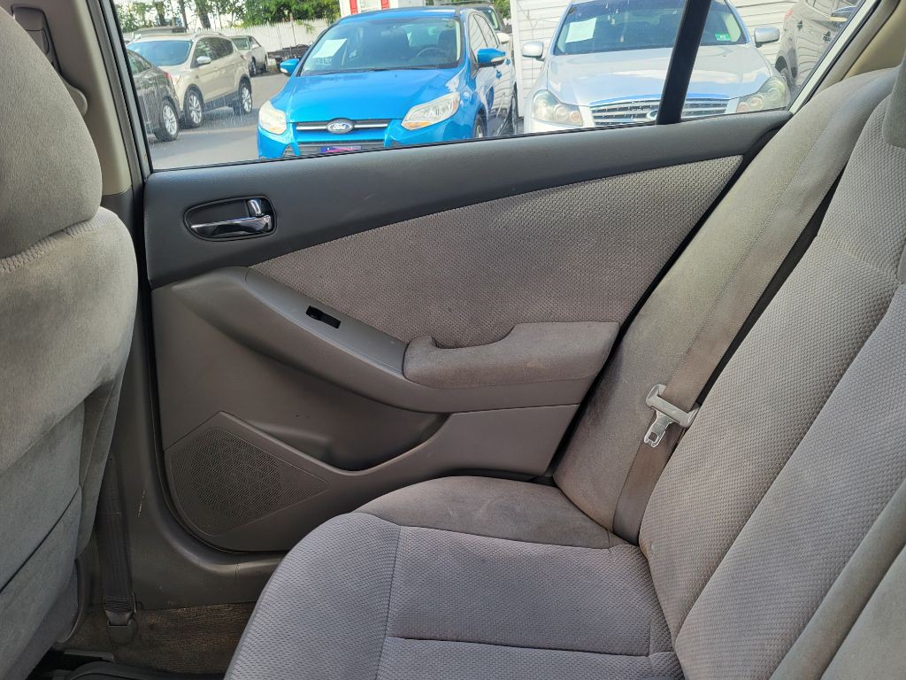 2009 Nissan Altima Image 14