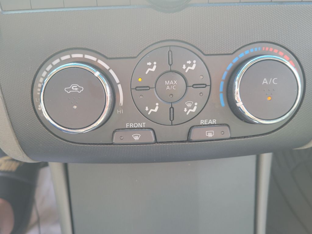 2009 Nissan Altima Image 18
