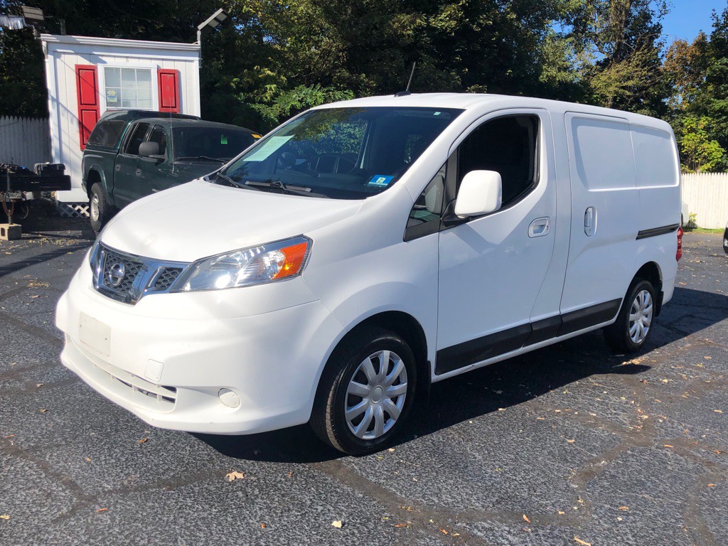 2013 Nissan NV200 Image 2