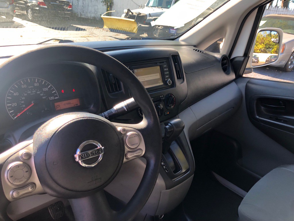 2013 Nissan NV200 Image 16