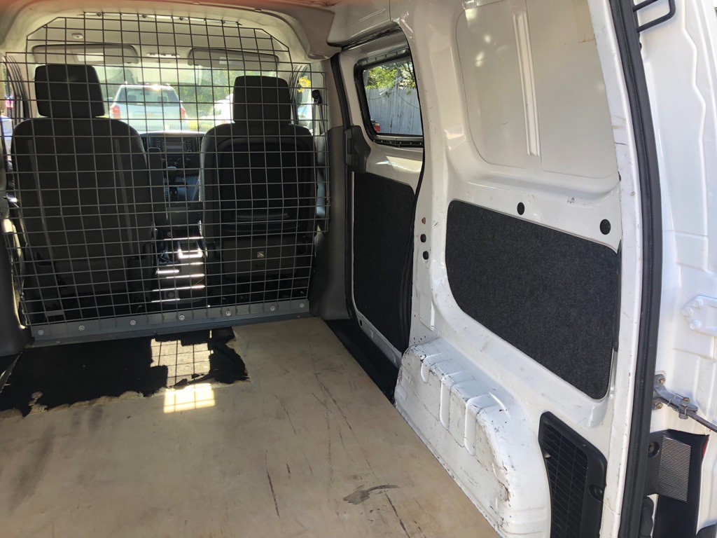 2013 Nissan NV200 Image 22
