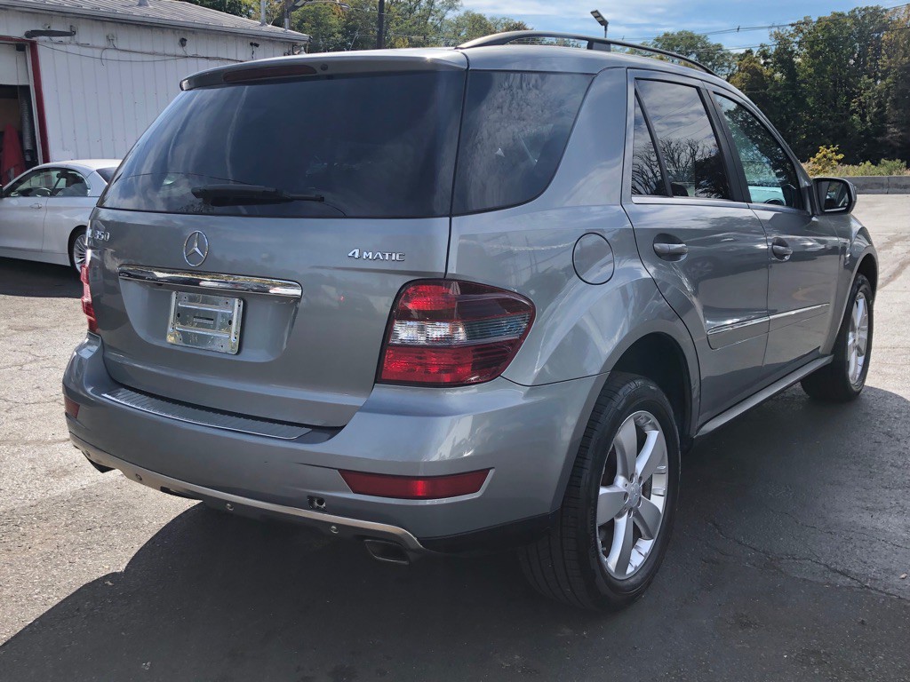 2010 Mercedes-Benz M-Class Image 5