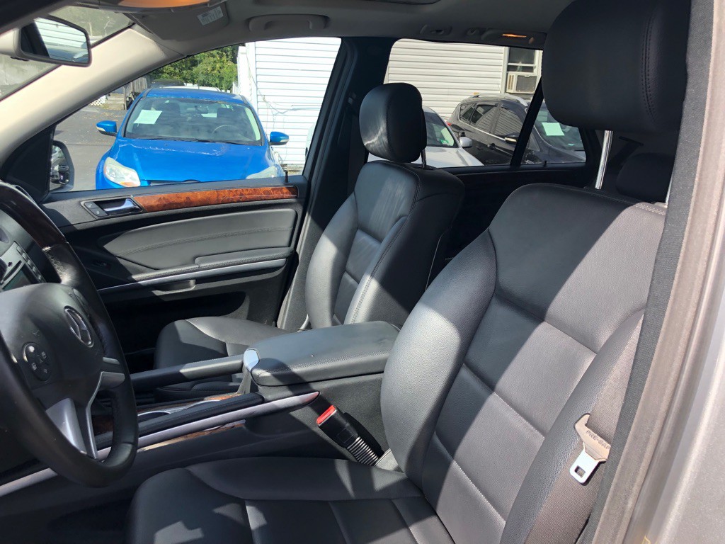 2010 Mercedes-Benz M-Class Image 13