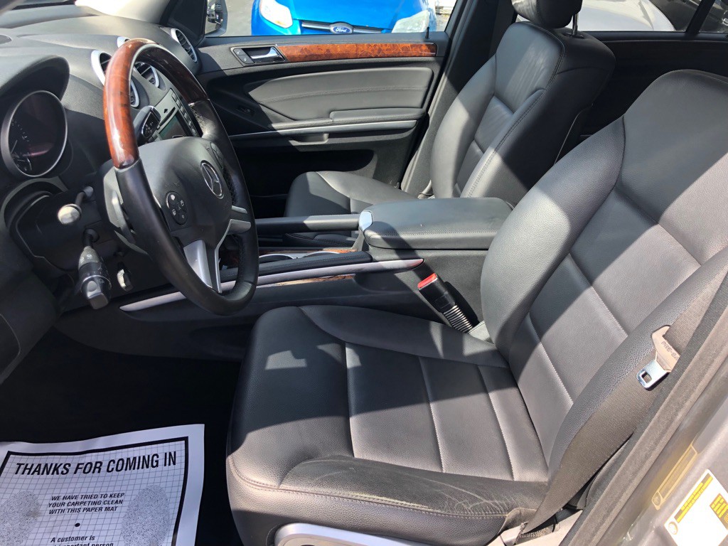 2010 Mercedes-Benz M-Class Image 14
