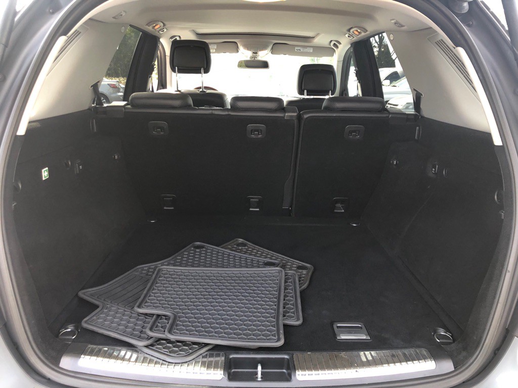 2010 Mercedes-Benz M-Class Image 25