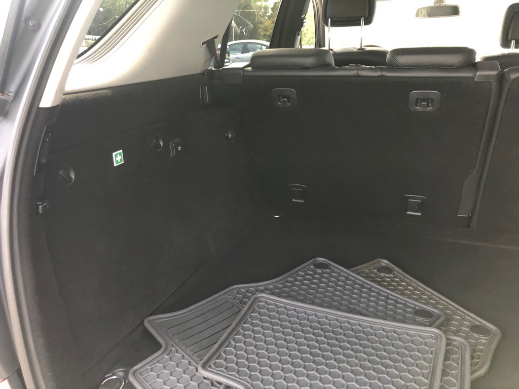 2010 Mercedes-Benz M-Class Image 27