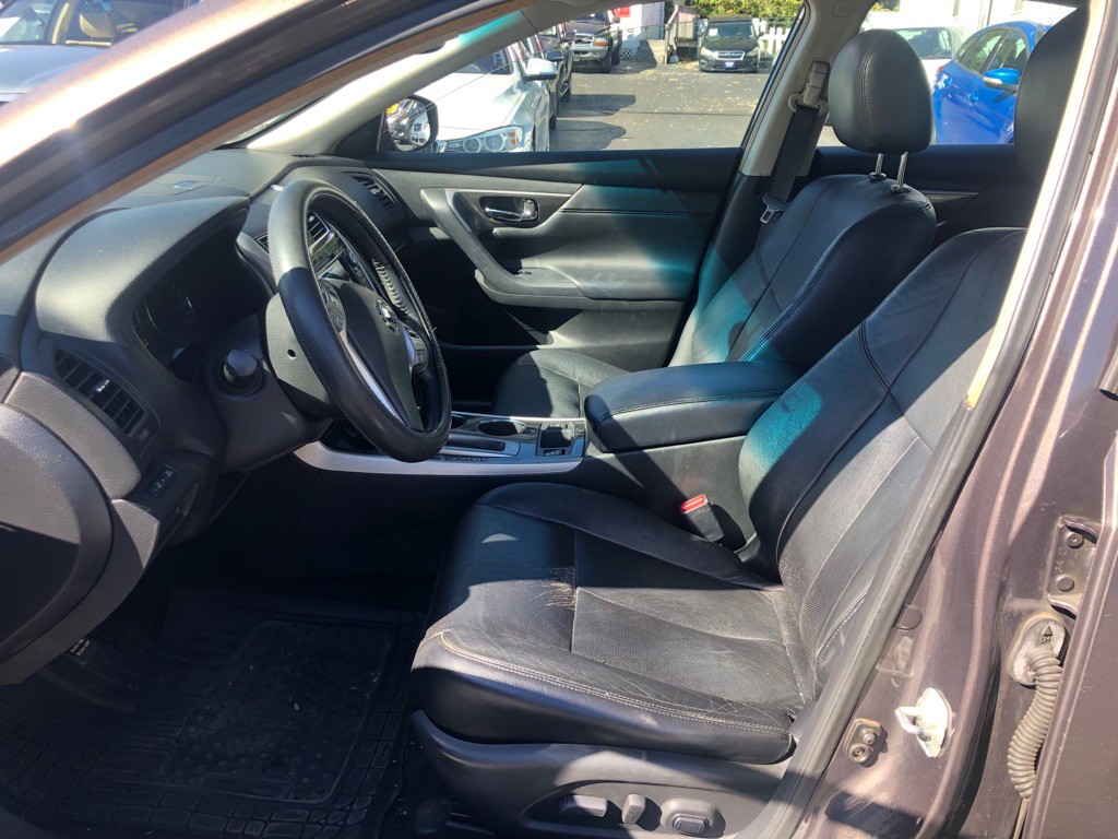 2013 Nissan Altima Image 11