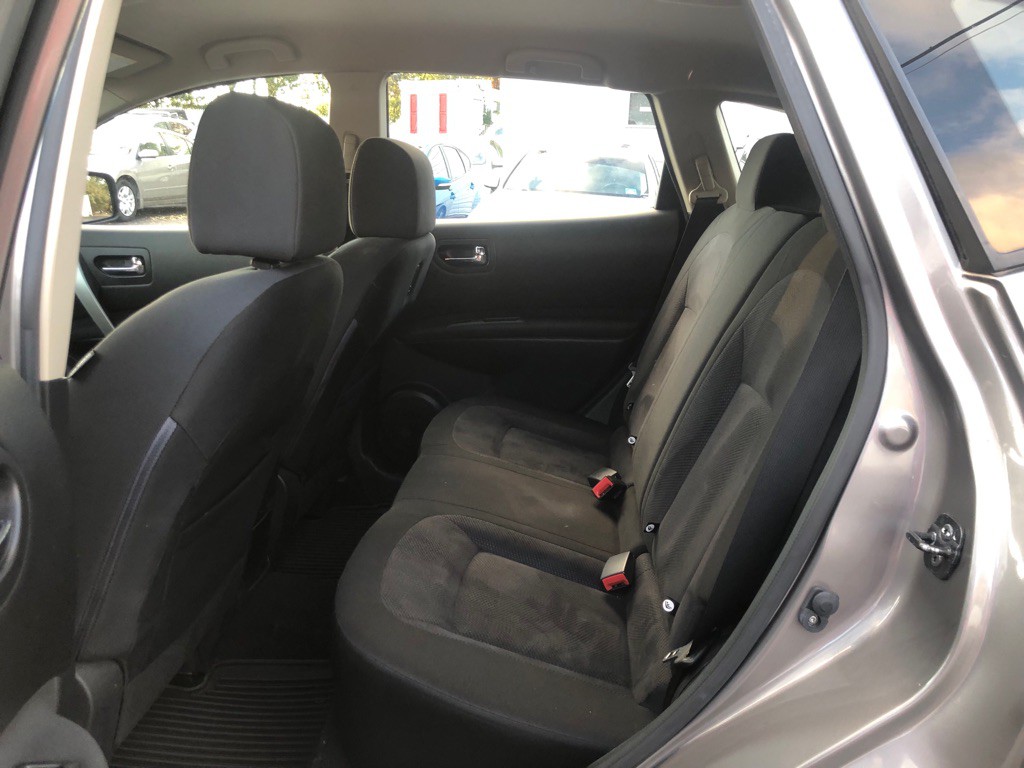 2014 Nissan Rogue Image 17