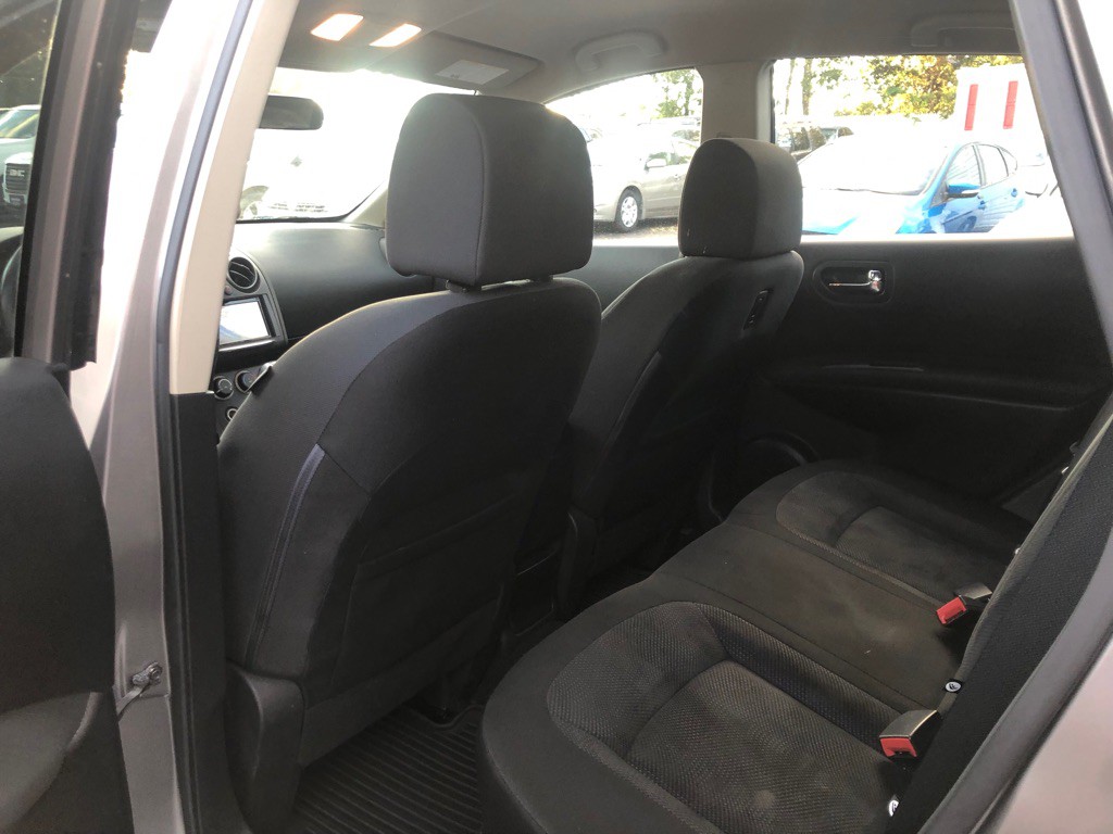 2014 Nissan Rogue Image 18