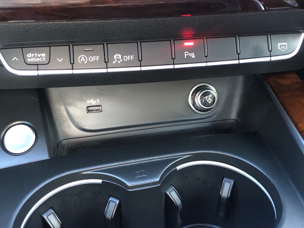 2018 Audi A4 Image 38