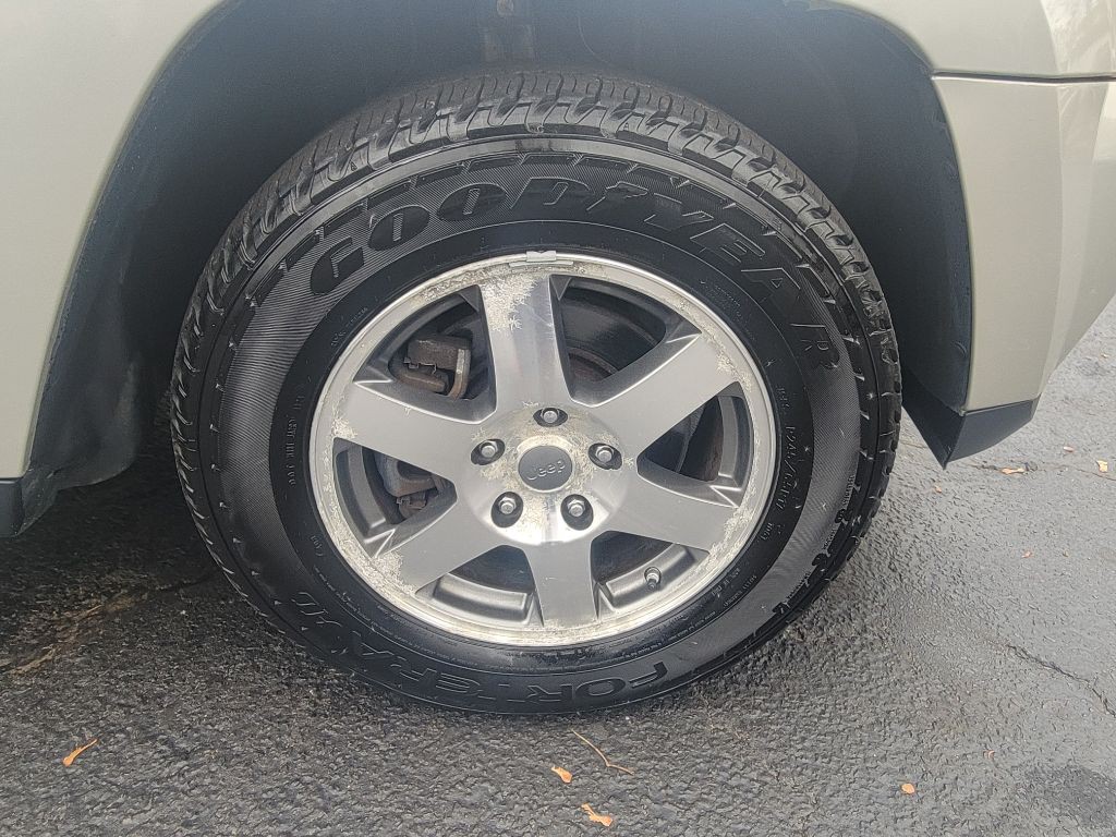 2009 Jeep Grand Cherokee Image 12