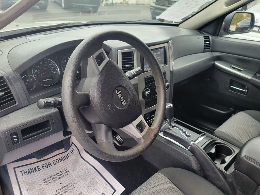 2009 Jeep Grand Cherokee Image 15