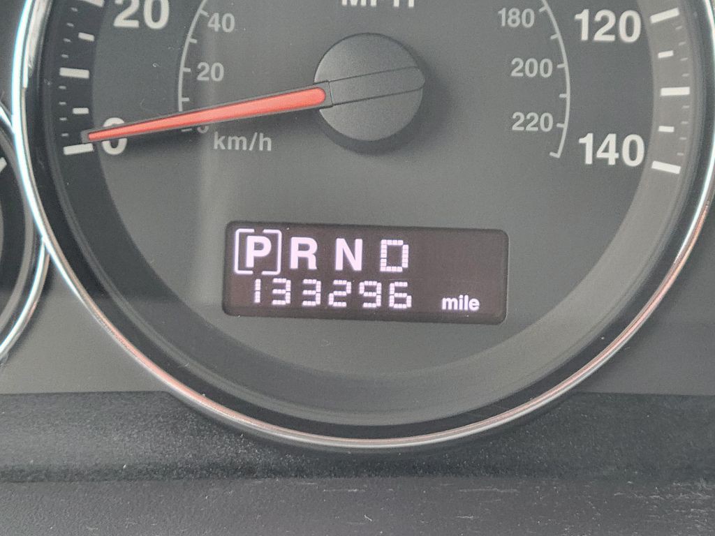 2009 Jeep Grand Cherokee Image 25