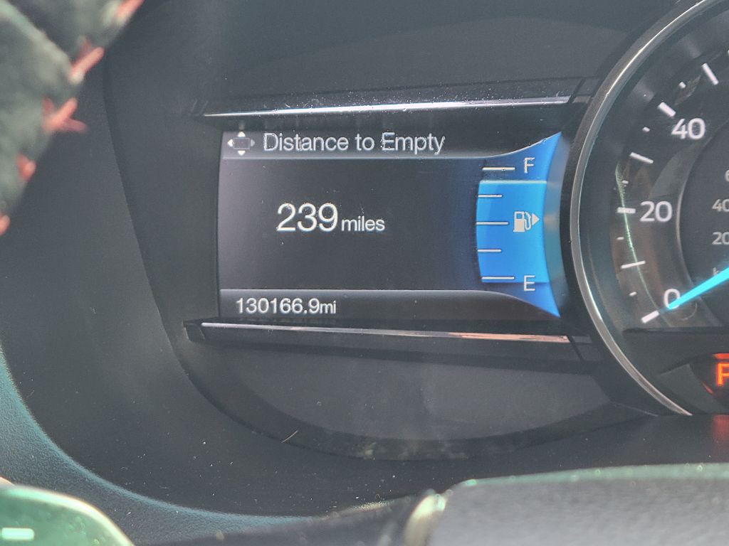 2016 Ford Explorer Image 22