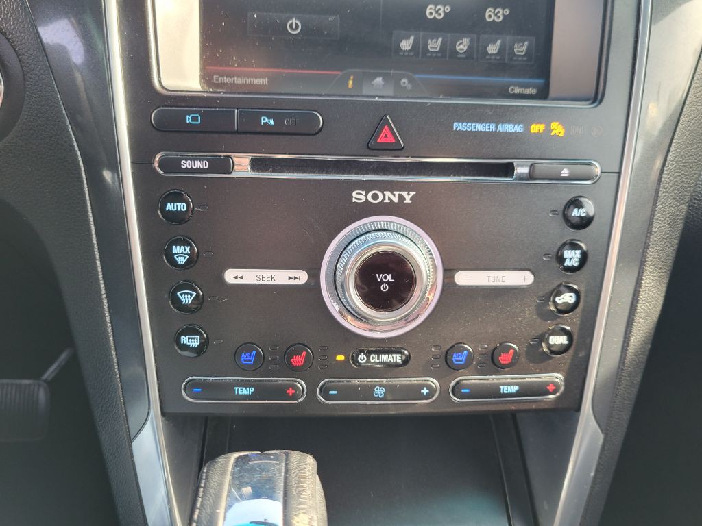 2016 Ford Explorer Image 24