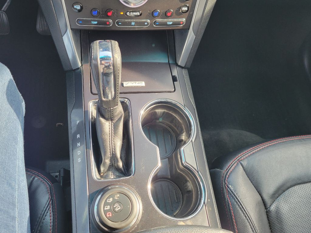 2016 Ford Explorer Image 25