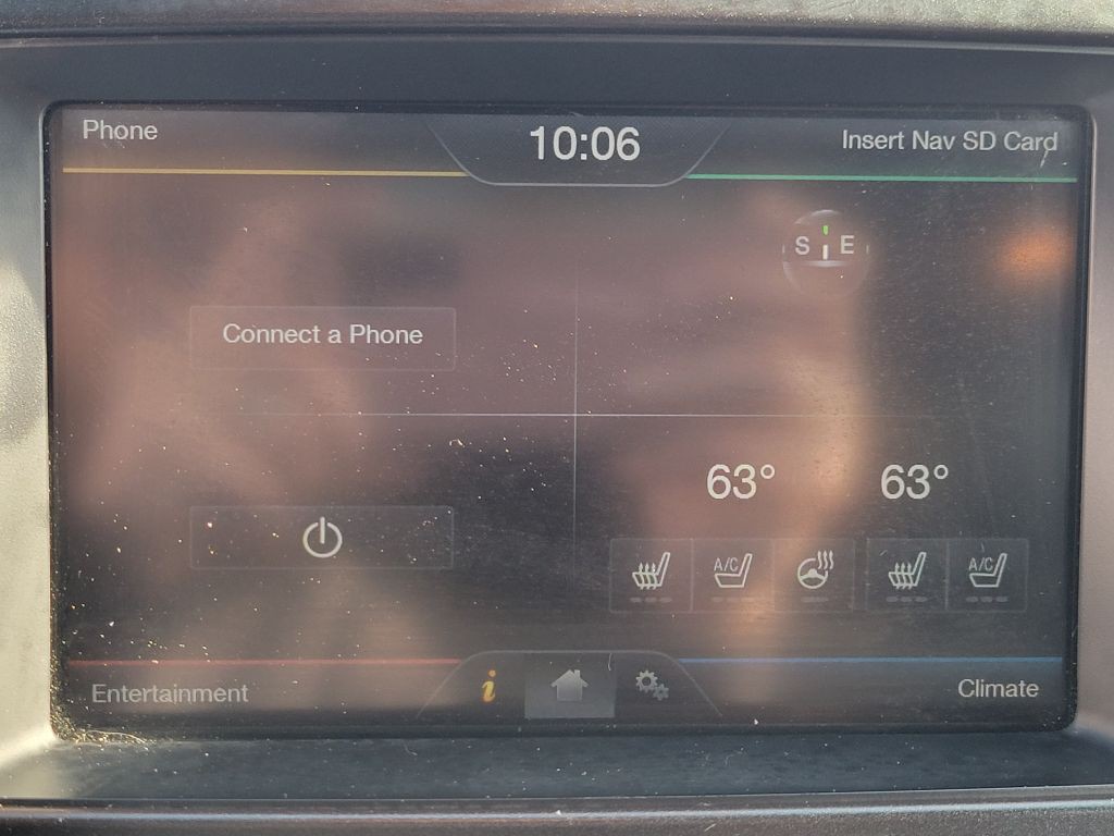 2016 Ford Explorer Image 32