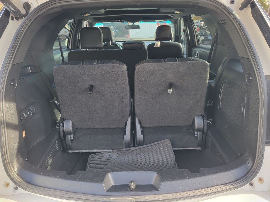 2016 Ford Explorer Image 33
