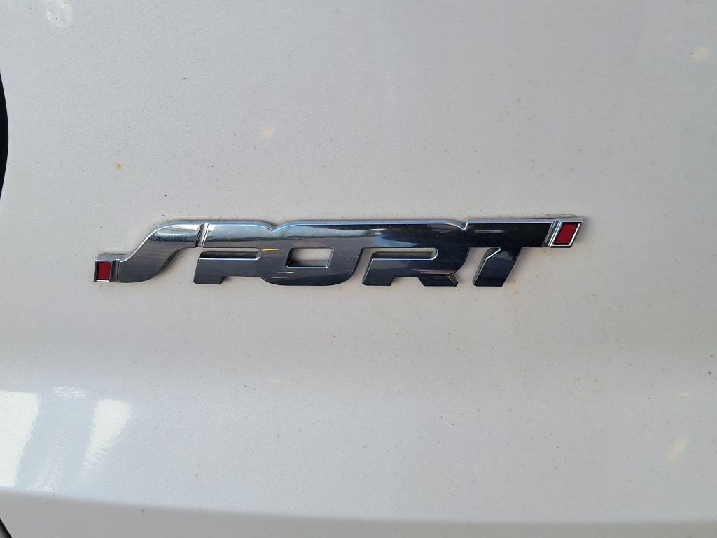 2016 Ford Explorer Image 13