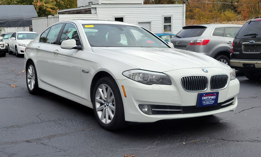 2013 BMW 5 Series Image 6