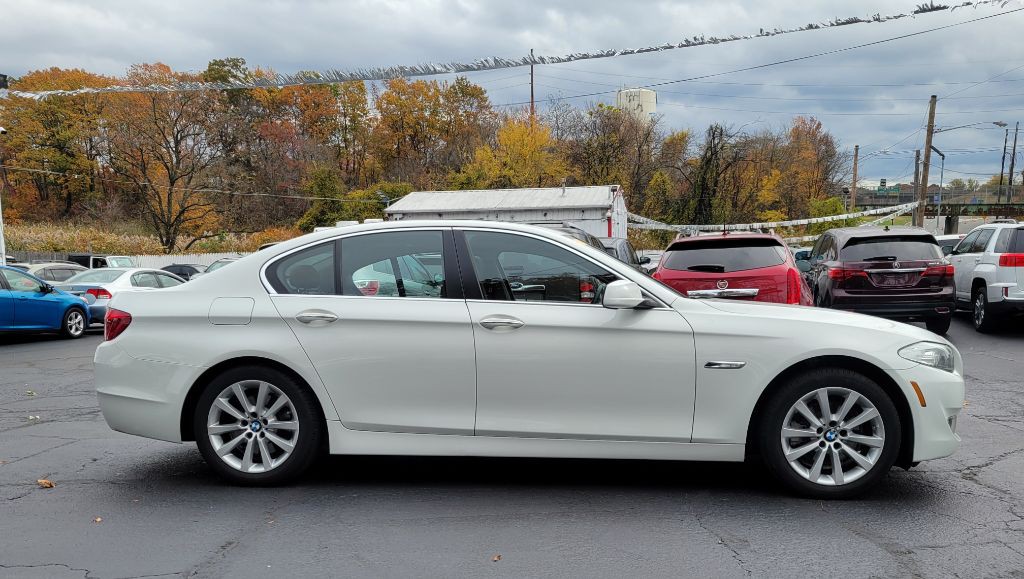 2013 BMW 5 Series Image 7