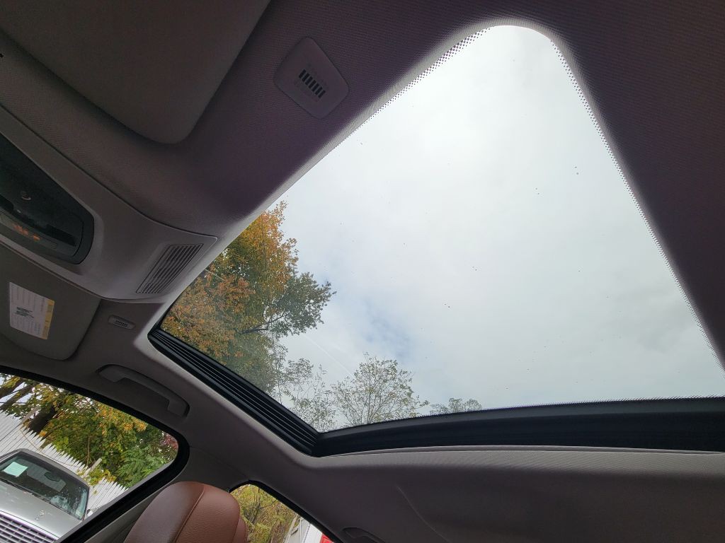 2013 BMW 5 Series Image 22