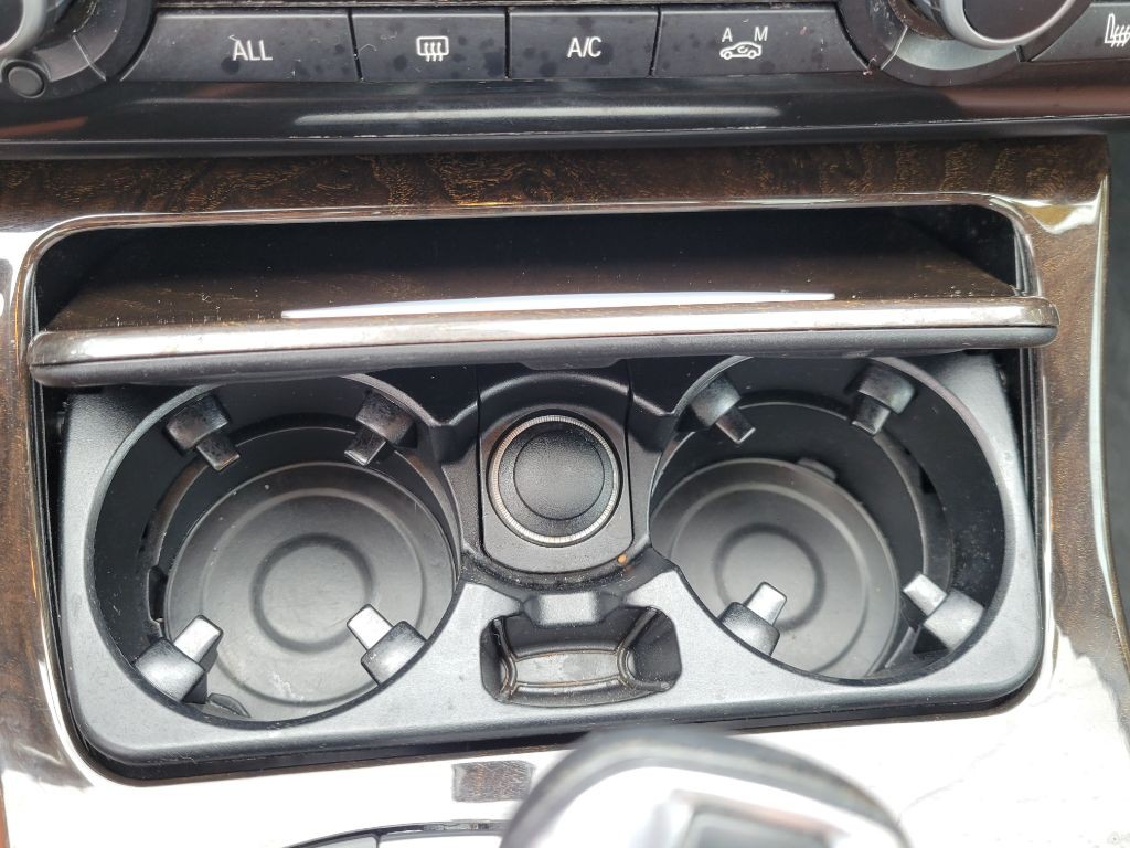 2013 BMW 5 Series Image 26