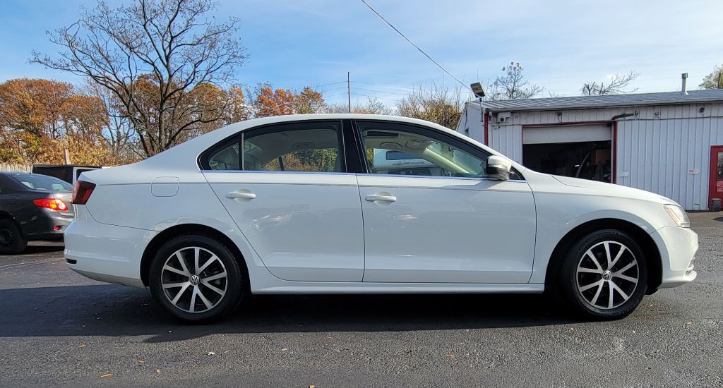 2017 Volkswagen Jetta Image 6