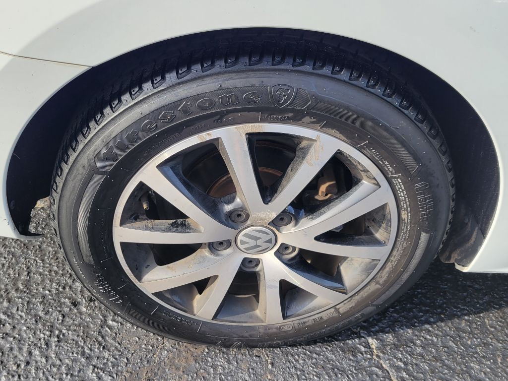 2017 Volkswagen Jetta Image 11