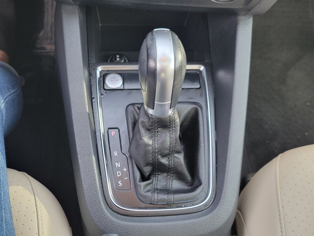 2017 Volkswagen Jetta Image 27