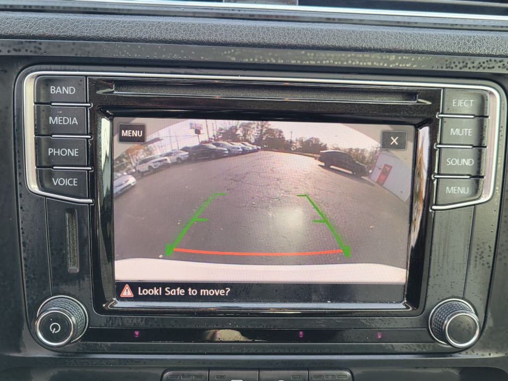 2017 Volkswagen Jetta Image 31