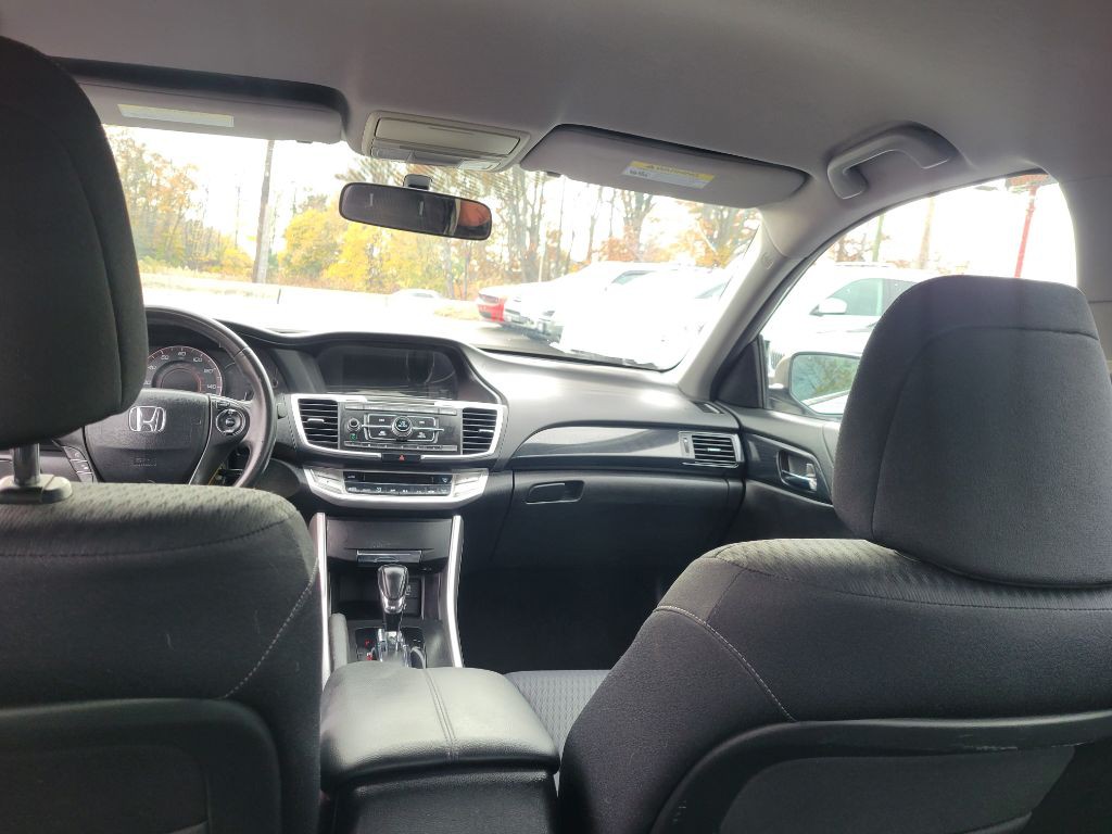 2013 Honda Accord Image 14