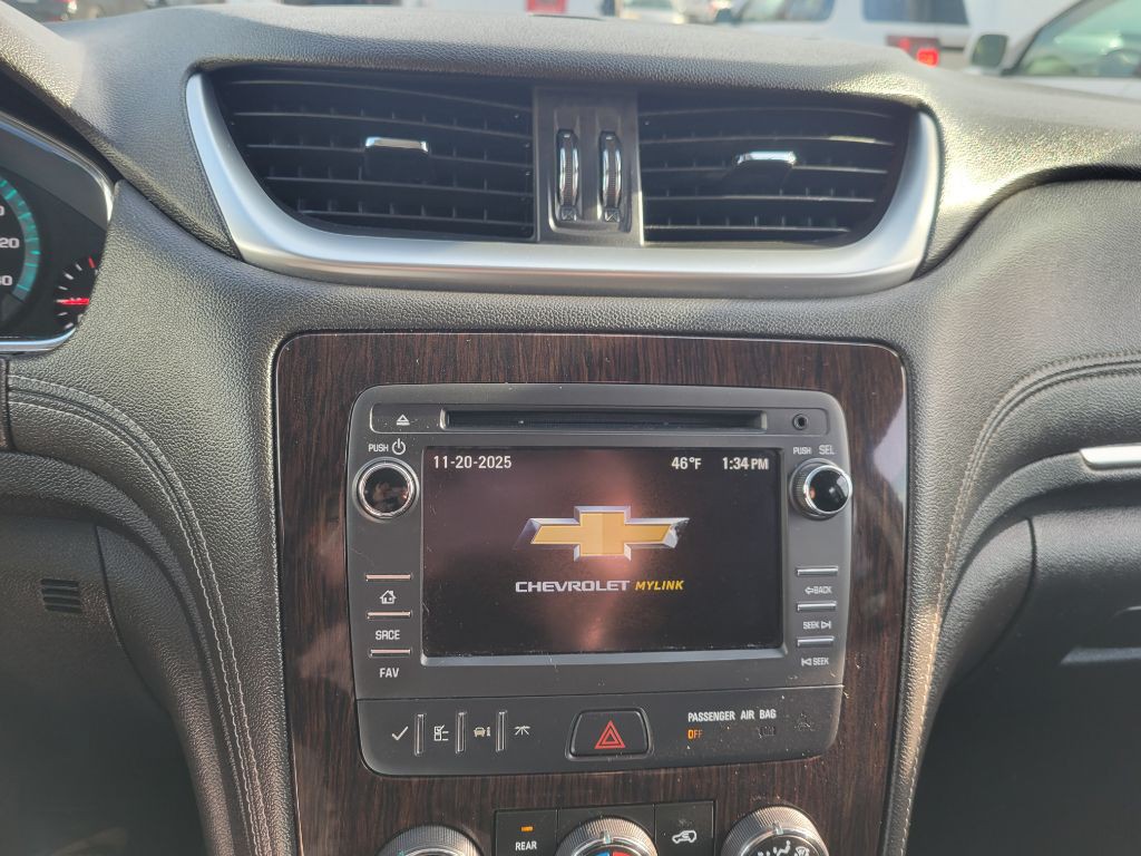 2017 Chevrolet Traverse Image 27