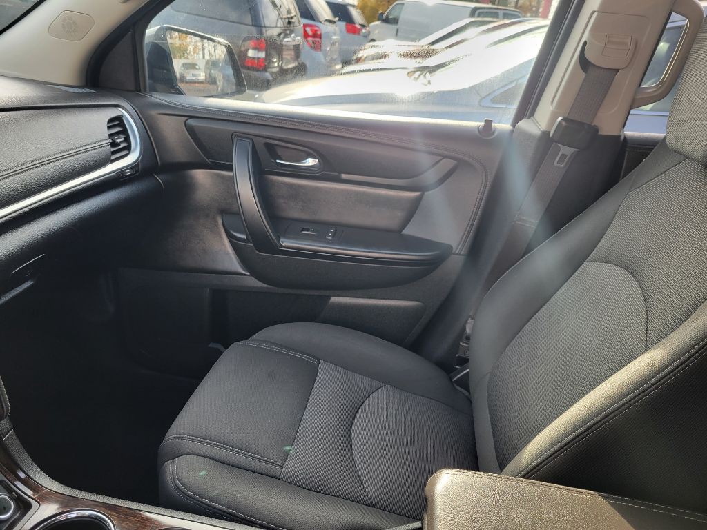 2017 Chevrolet Traverse Image 37