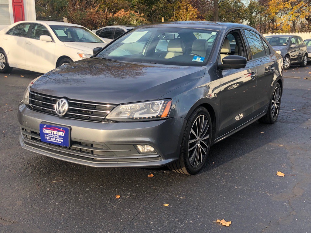 2016 Volkswagen Jetta Image 1