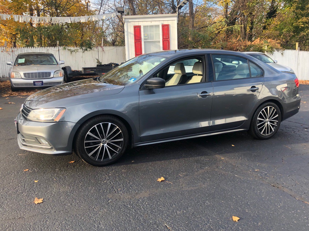 2016 Volkswagen Jetta Image 3