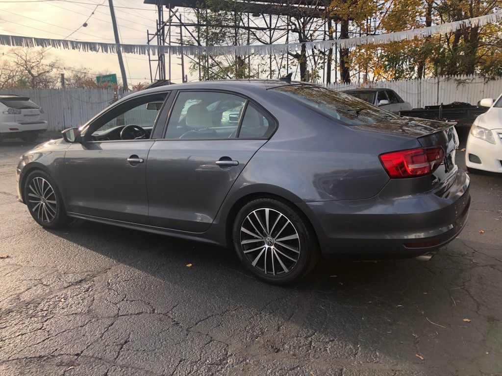 2016 Volkswagen Jetta Image 5